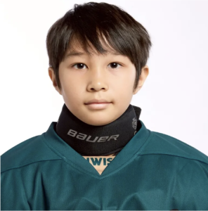 15 Marwyn Luechai